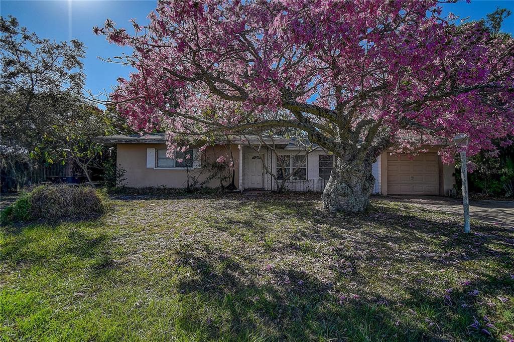 14606 WILDWOOD DRIVE LARGO, FL 33774