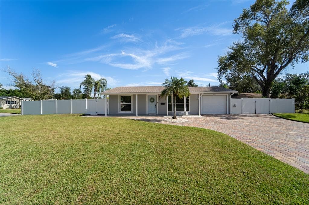 4271 INDIANAPOLIS STREET NE ST PETERSBURG, FL 33703