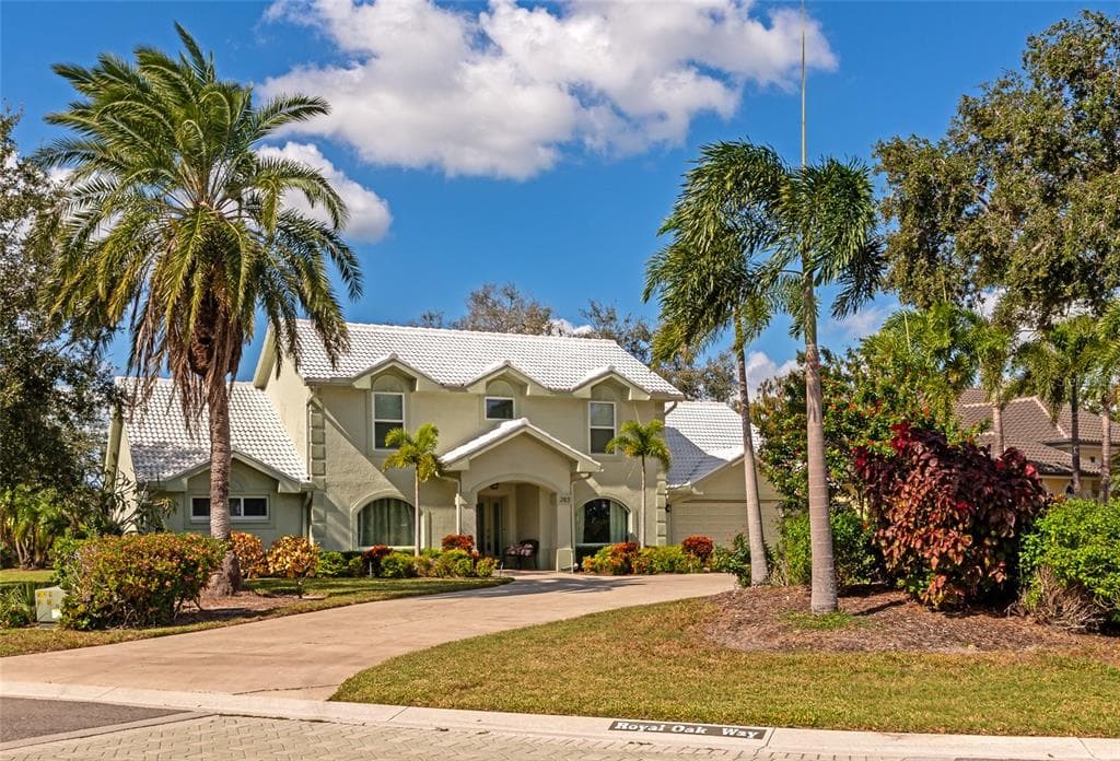 283 VENICE GOLF CLUB DRIVE VENICE, FL 34292