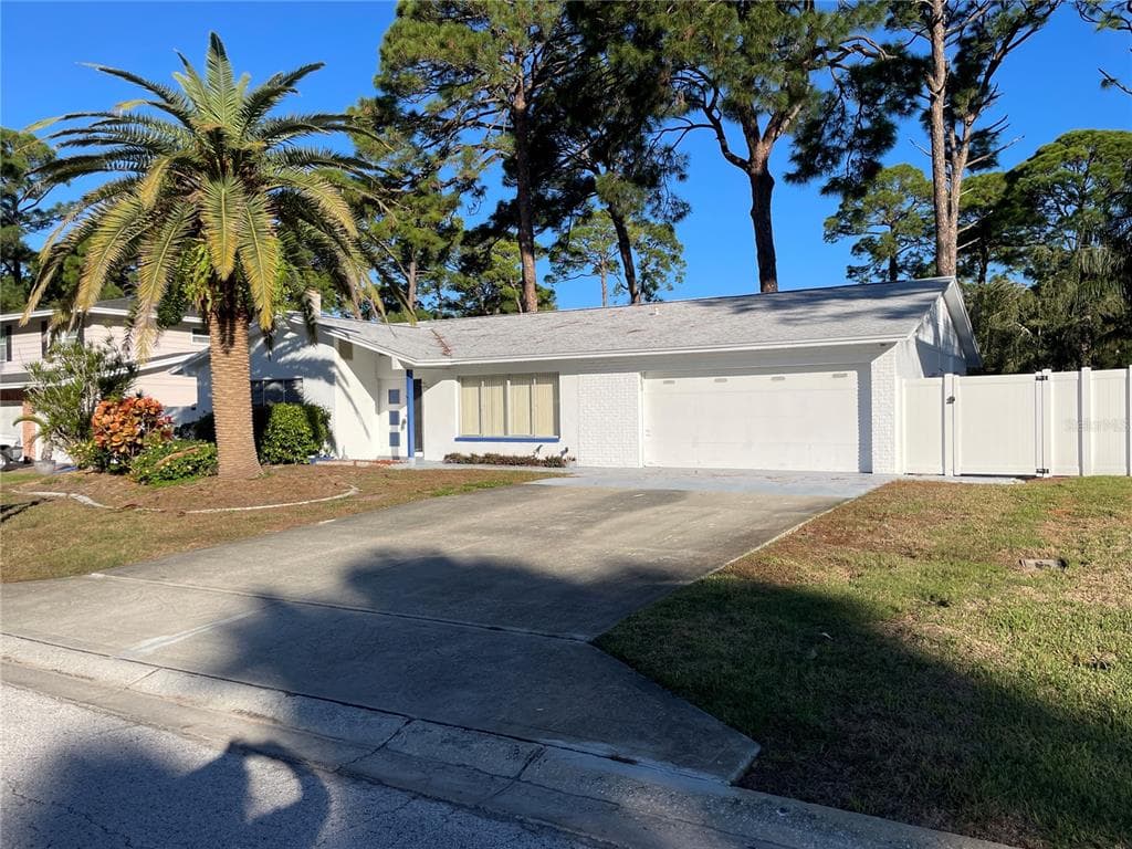 14241 83RD PLACE SEMINOLE, FL 33776
