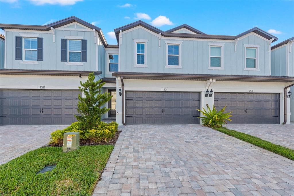 11301 BEACH WALK WAY NE ST PETERSBURG, FL 33716