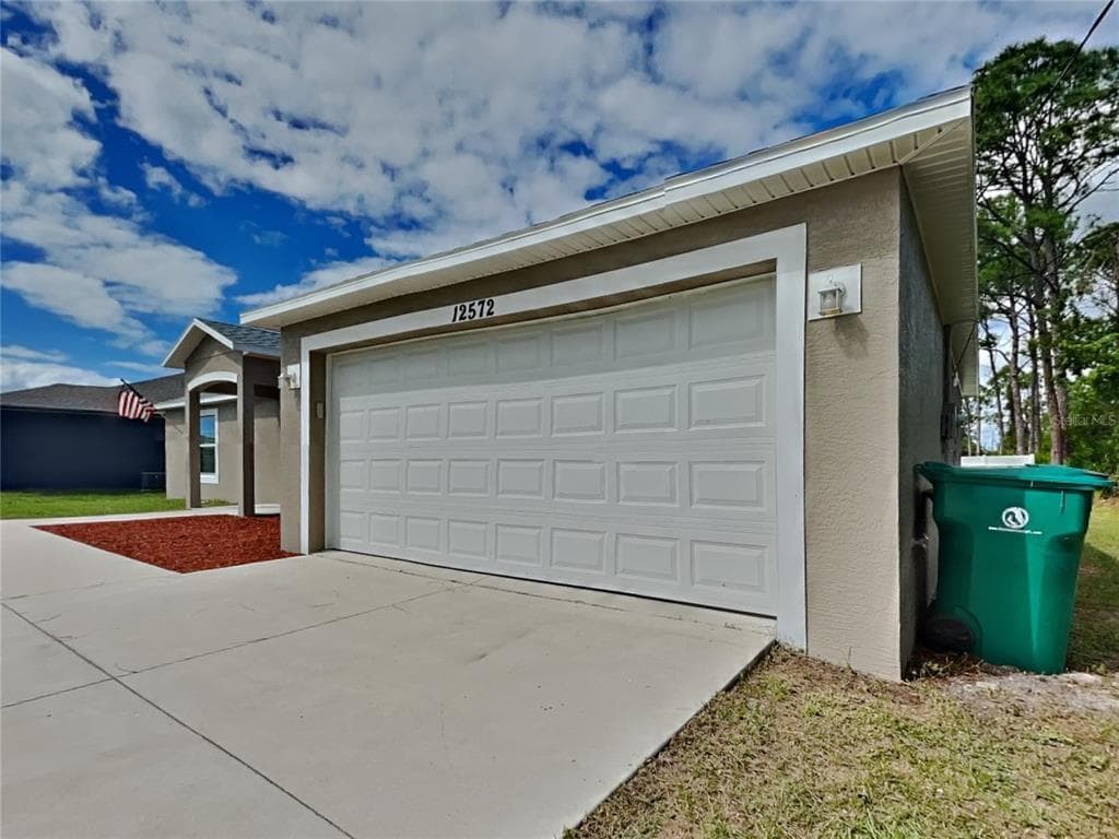 12572 BUFFING ROAD PORT CHARLOTTE, FL 33981