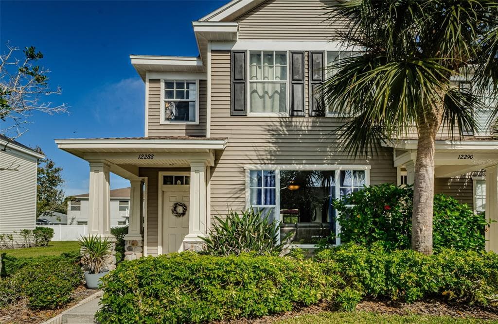 12288 COUNTRY WHITE CIRCLE TAMPA, FL 33635