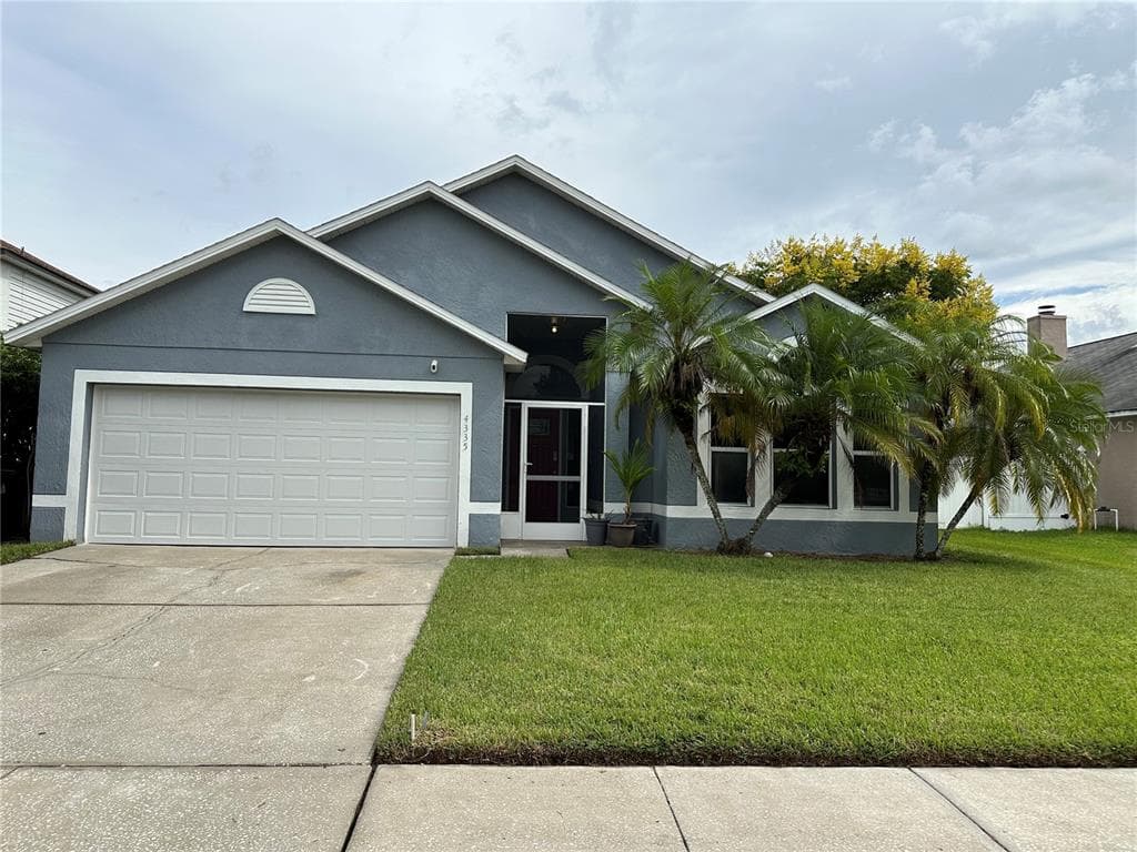 4335 PEMBRIDGE AVENUE ORLANDO, FL 32826