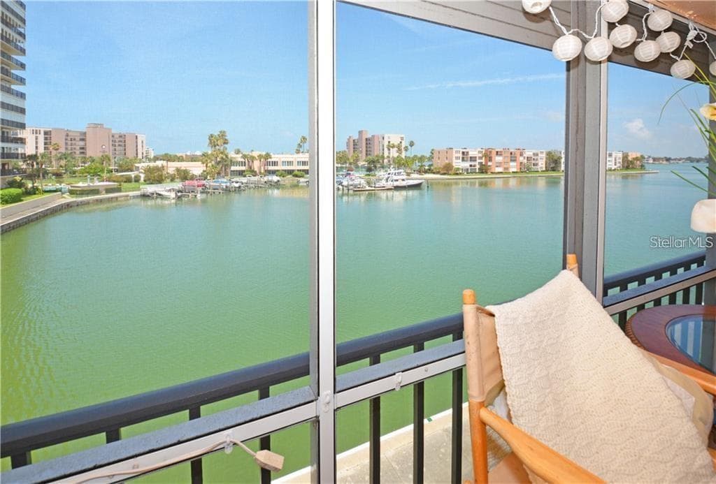 7420 BAY ISLAND DRIVE S UNIT 380 SOUTH PASADENA, FL 33707