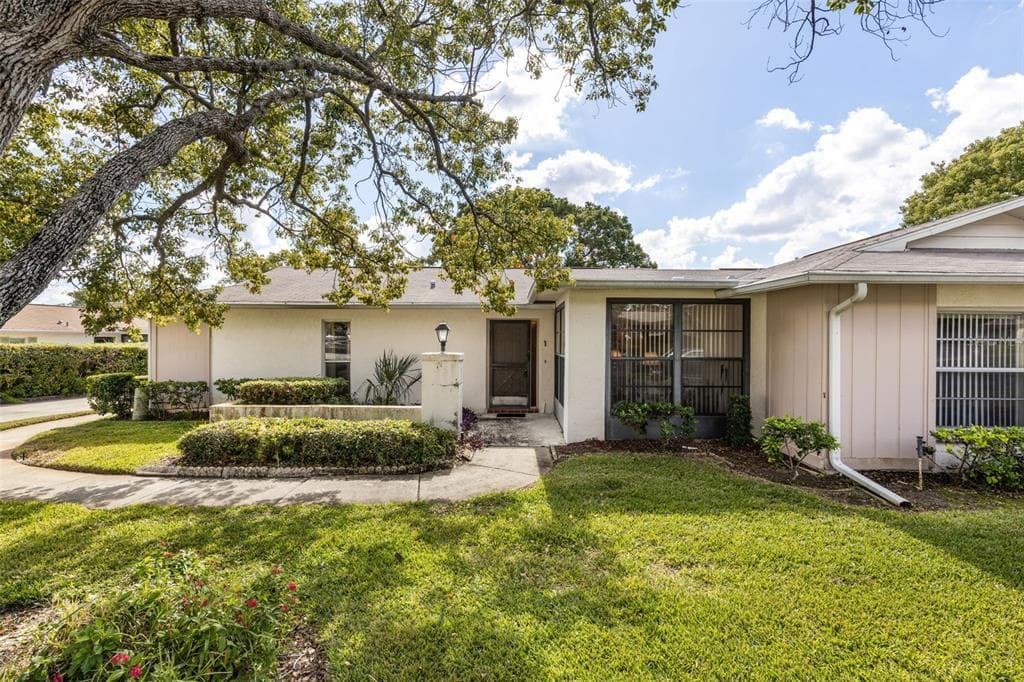 8151 BRADDOCK CIRCLE UNIT 1 PORT RICHEY, FL 34668