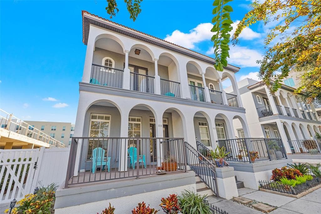 614 3RD AVENUE S ST PETERSBURG, FL 33701