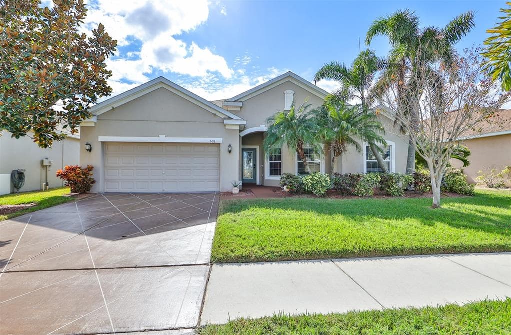 608 NW 15TH AVENUE NW RUSKIN, FL 33570