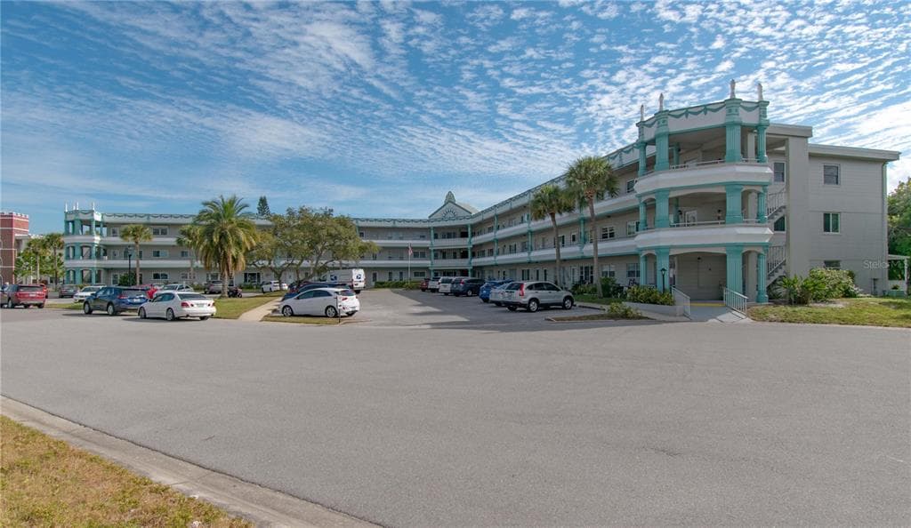 2371 ISRAELI DRIVE UNIT 39 CLEARWATER, FL 33763