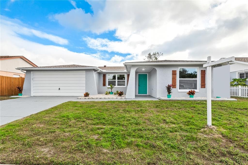 5808 CONSUELLO DRIVE HOLIDAY, FL 34690
