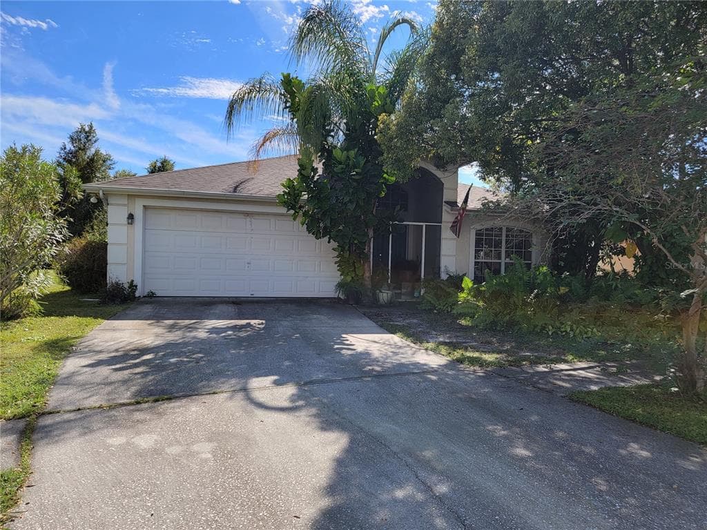 1652 WAKEFIELD DRIVE