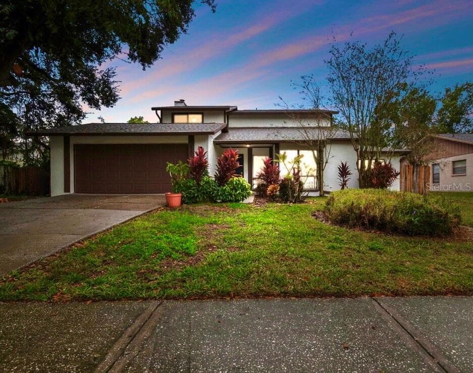 417 BLOOMINGFIELD DRIVE