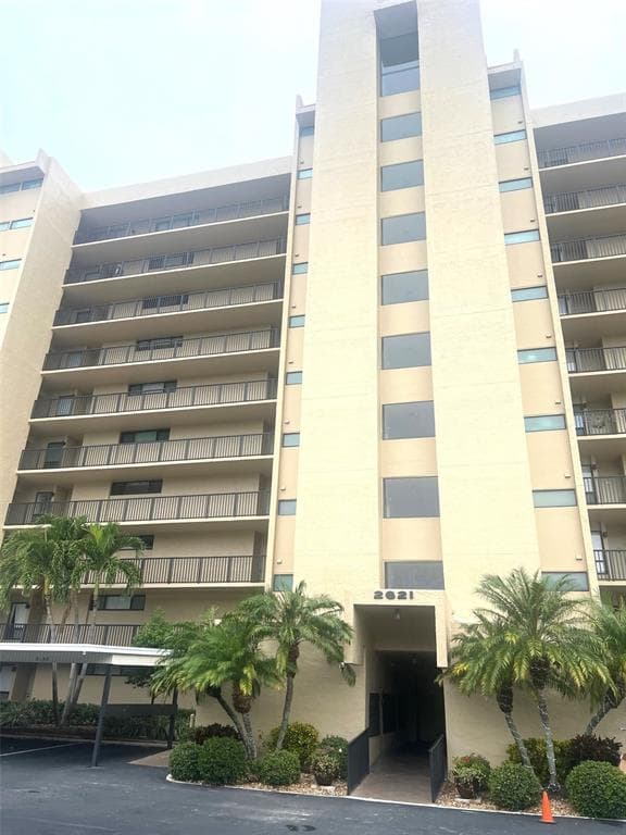 2621 COVE CAY DRIVE UNIT 403 CLEARWATER, FL 33760