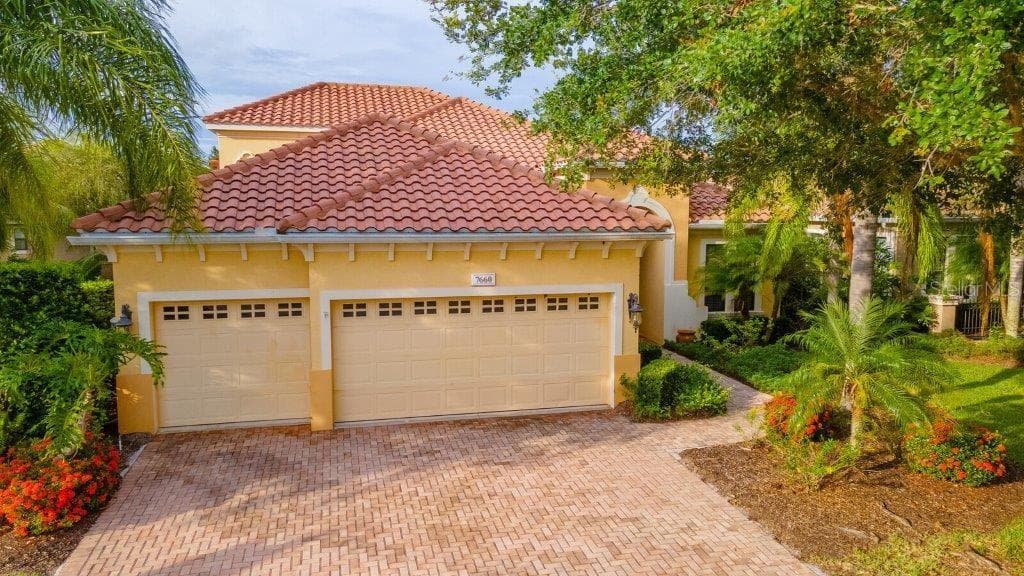 7660 PORTSTEWART DRIVE LAKEWOOD RANCH, FL 34202