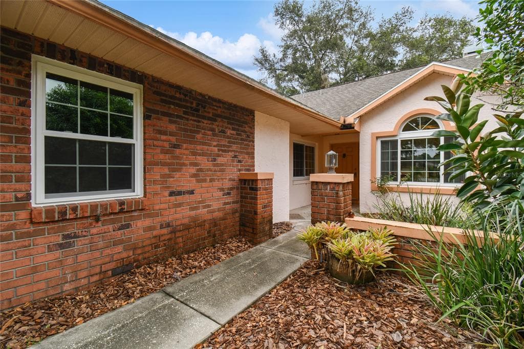 6458 BRENTWOOD DRIVE