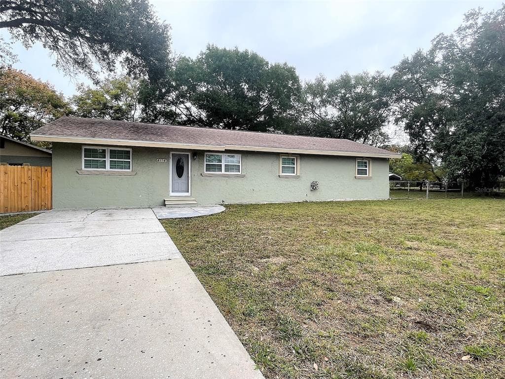 4114 E SEWAHA STREET TAMPA, FL 33617