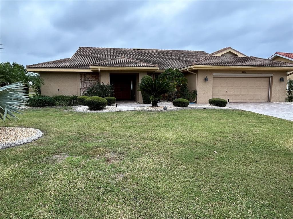 2002 NEW BEDFORD DRIVE SUN CITY CENTER, FL 33573