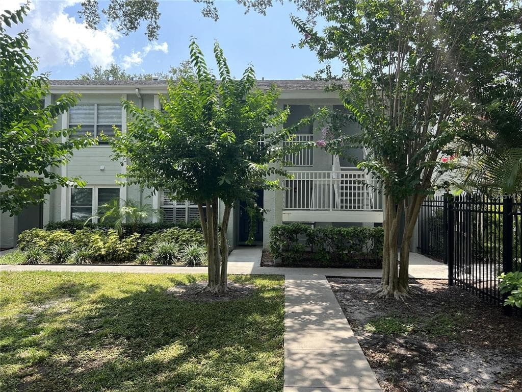 5440 S MACDILL AVENUE UNIT 3F TAMPA, FL 33611