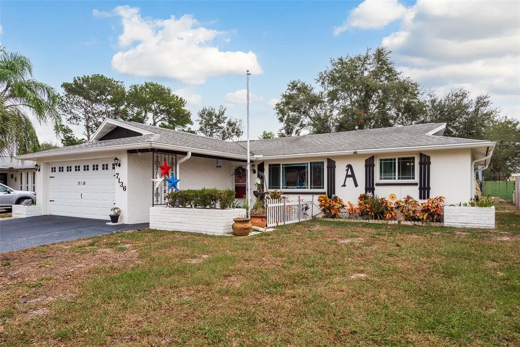 7136 ISLE DRIVE PORT RICHEY, FL 34668