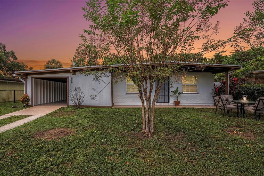 206 HARMONY LANE BRANDON, FL 33511