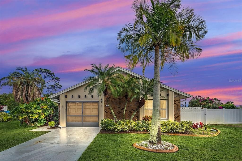 6392 GREENGATE DRIVE ORLANDO, FL 32822