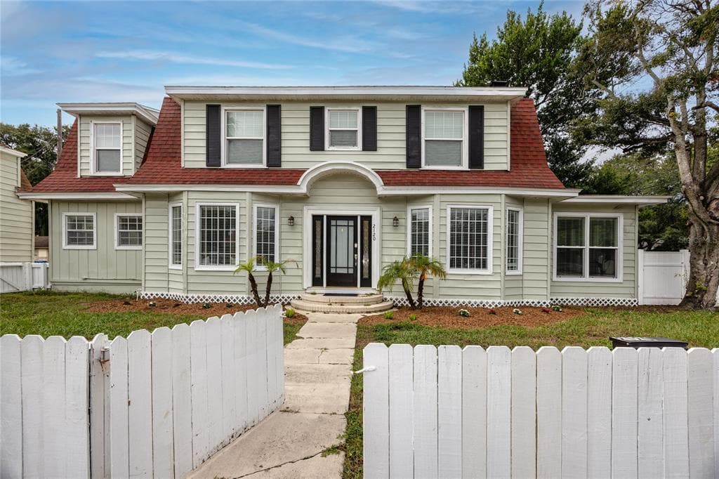 2120 10TH STREET N UNIT 1 ST PETERSBURG, FL 33704