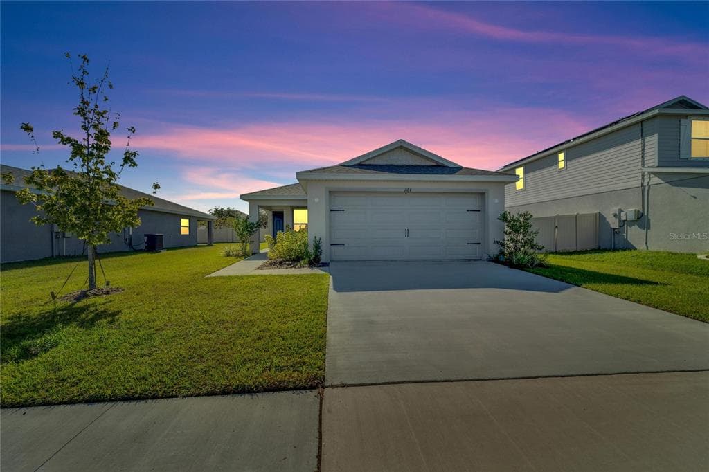 104 EAGLE SUMMIT DRIVE RUSKIN, FL 33570