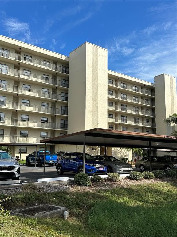 900 COVE CAY DRIVE UNIT 4G CLEARWATER, FL 33760