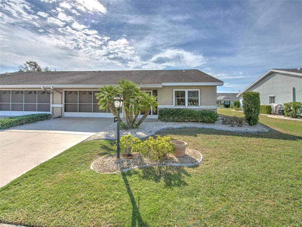 304 STROLL LANE SUN CITY CENTER, FL 33573