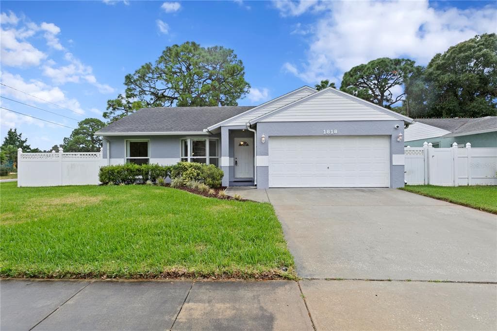 1818 76TH PLACE N ST PETERSBURG, FL 33702