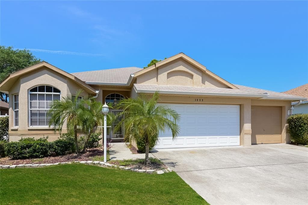 1839 WOOD TRAIL STREET TARPON SPRINGS, FL 34689