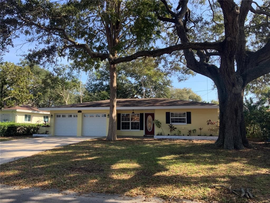 1749 SHARONDALE DRIVE CLEARWATER, FL 33755