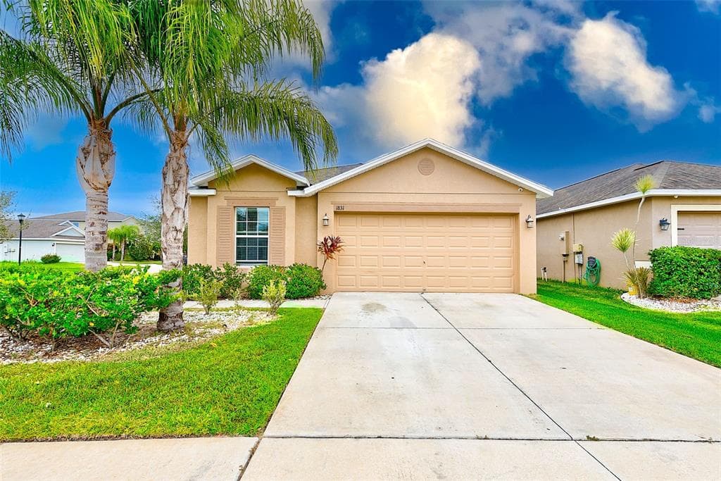 1831 HAWKS VIEW DRIVE RUSKIN, FL 33570