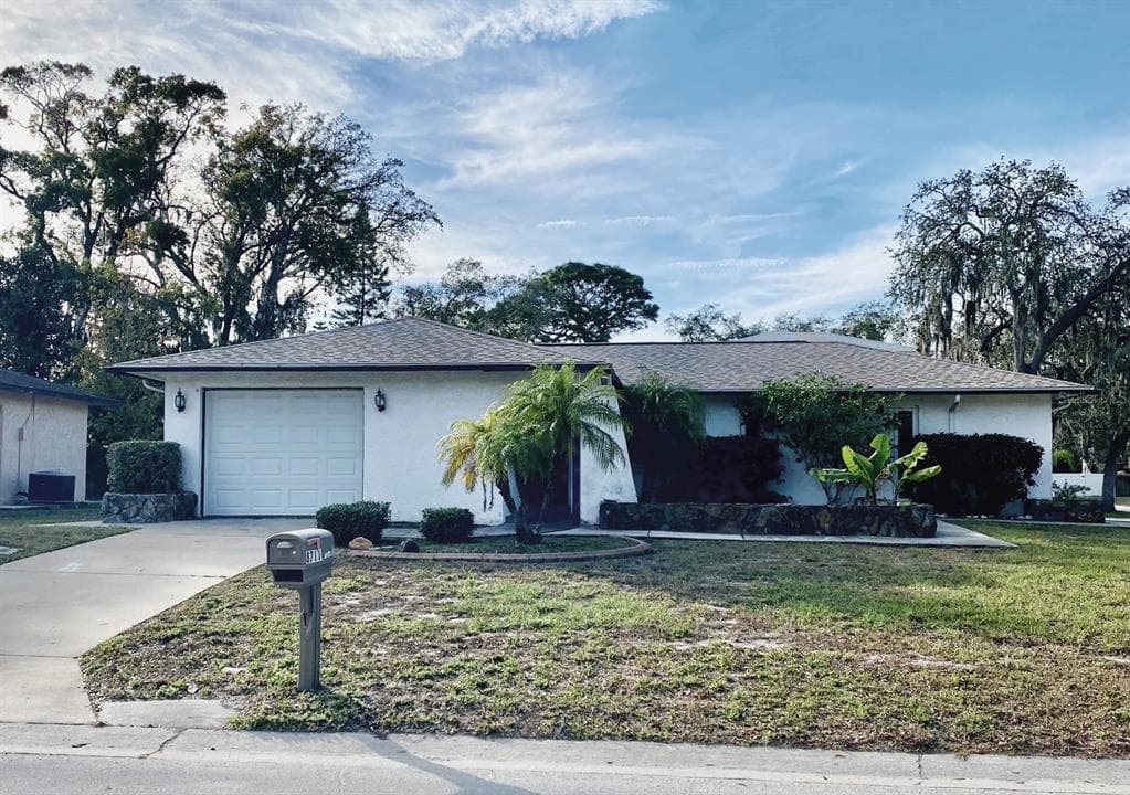 8711 FOREST LAKE DRIVE PORT RICHEY, FL 34668