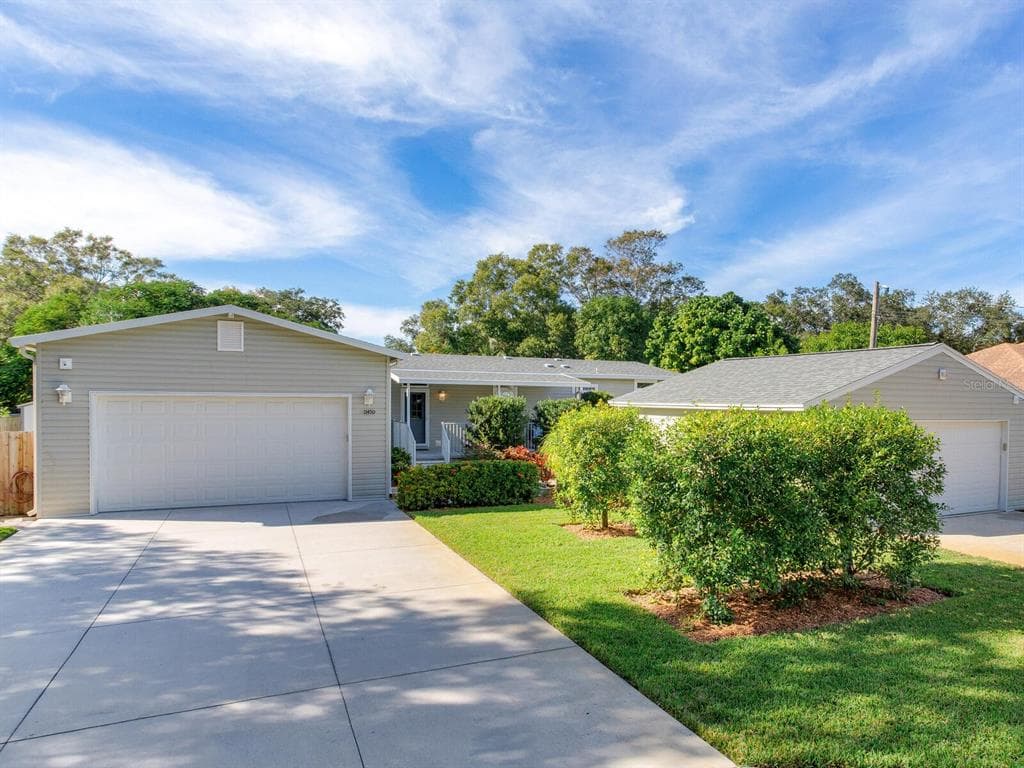 11450 MURRAY AVENUE SEMINOLE, FL 33778