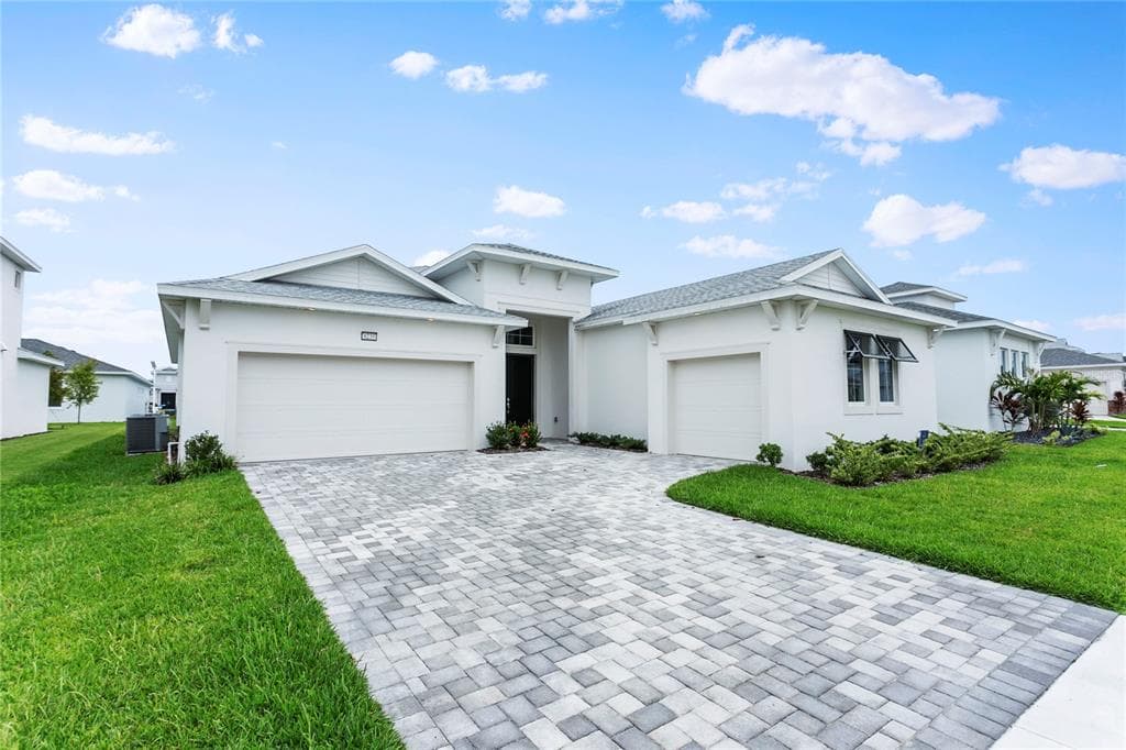 8235 IVY STARK BOULEVARD WESLEY CHAPEL, FL 33545