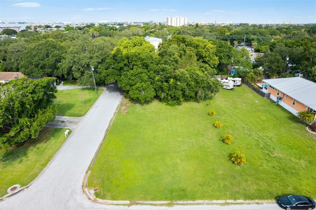 57TH STREET S GULFPORT, FL 33707