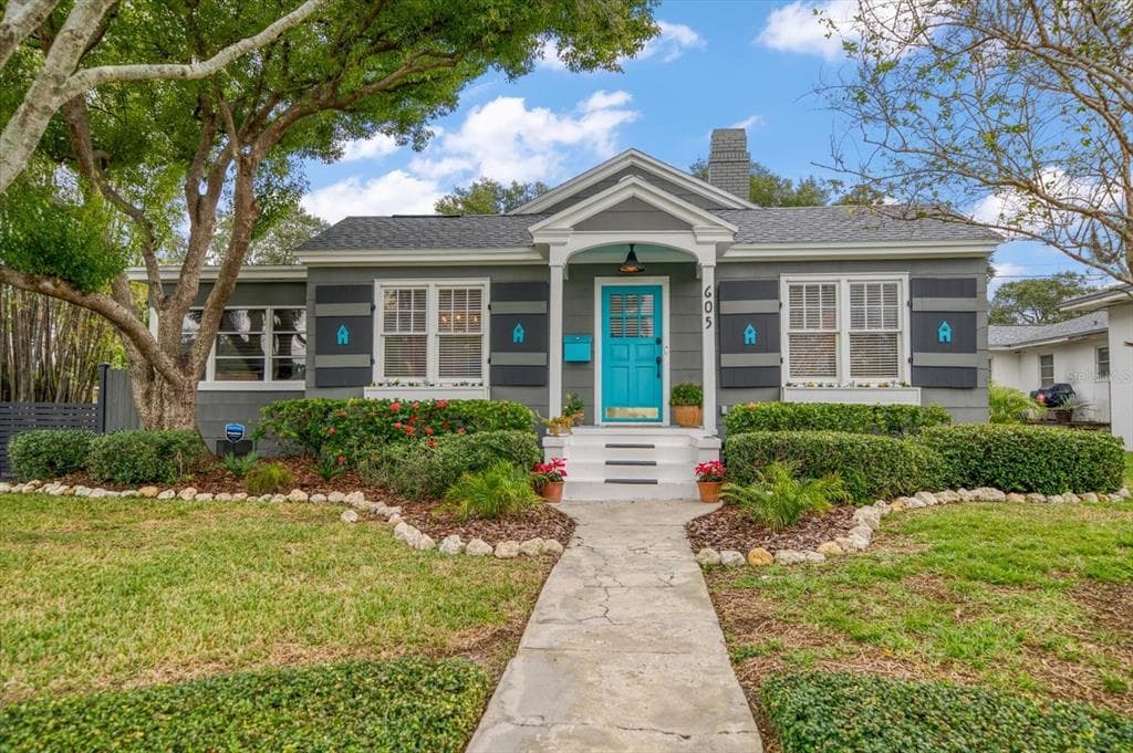 605 MARIVA AVENUE CLEARWATER, FL 33755