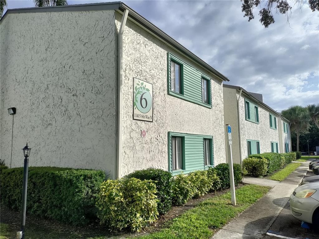 11415 8TH WAY N UNIT 603 ST PETERSBURG, FL 33716