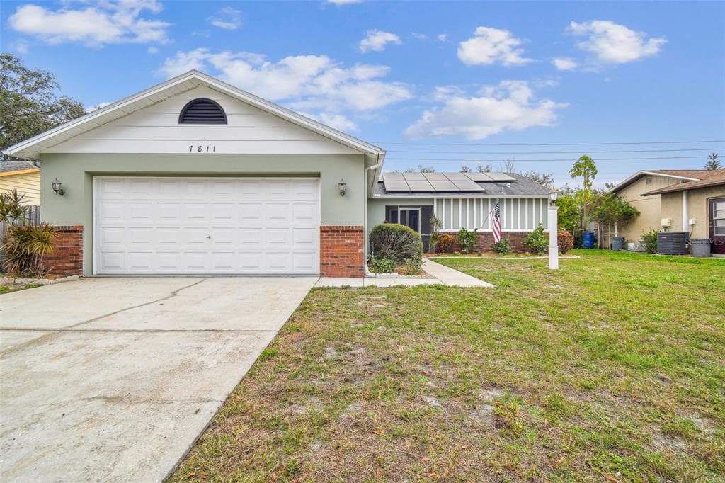 7811 DEER FOOT DRIVE NEW PORT RICHEY, FL 34653