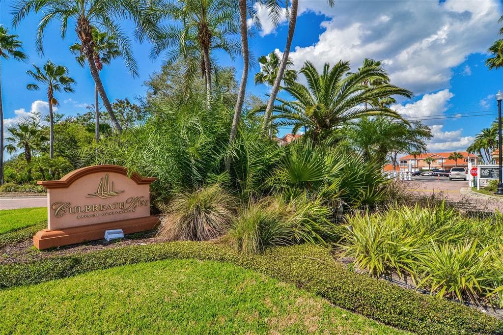 5000 CULBREATH KEY WAY UNIT 8206 TAMPA, FL 33611