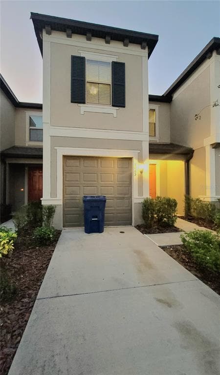 8085 ROLLING SHELL TRAIL WESLEY CHAPEL, FL 33545