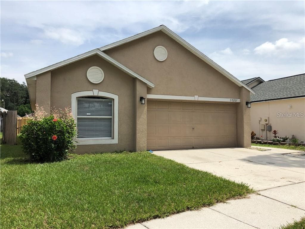 30207 DOUBLE DR WESLEY CHAPEL, FL 33545