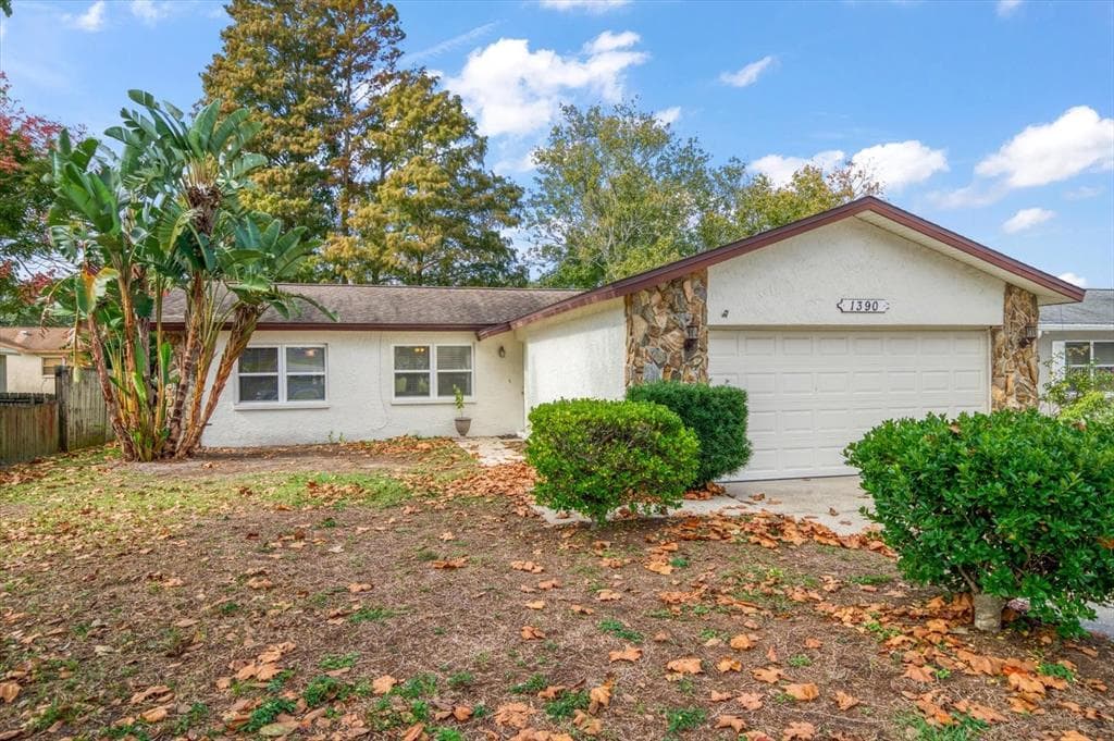 1390 WINDMOOR DRIVE DUNEDIN, FL 34698