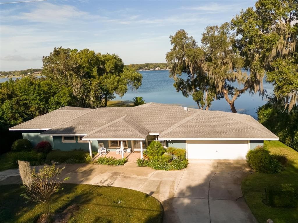 2087 OVERLOOK DRIVE MOUNT DORA, FL 32757