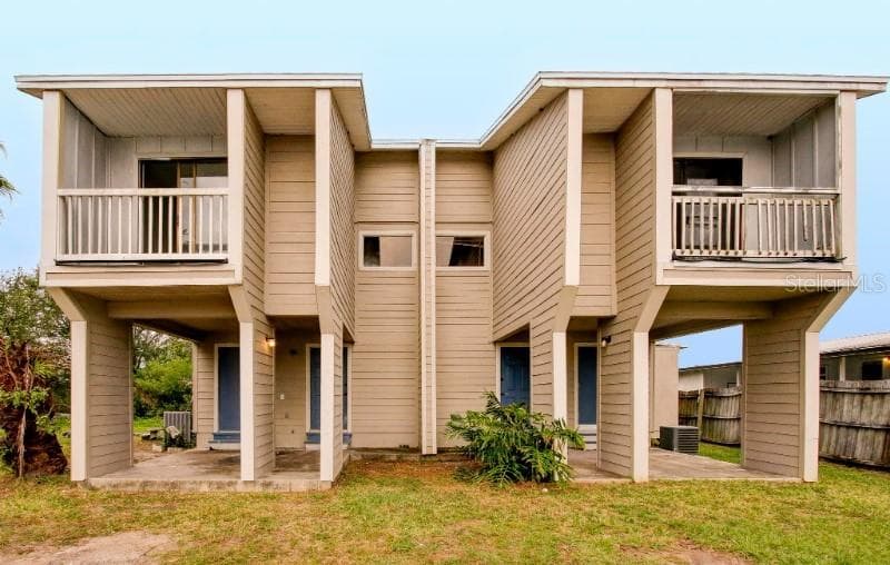 1108 COUNTRY CLUB LANE LAKELAND, FL 33801