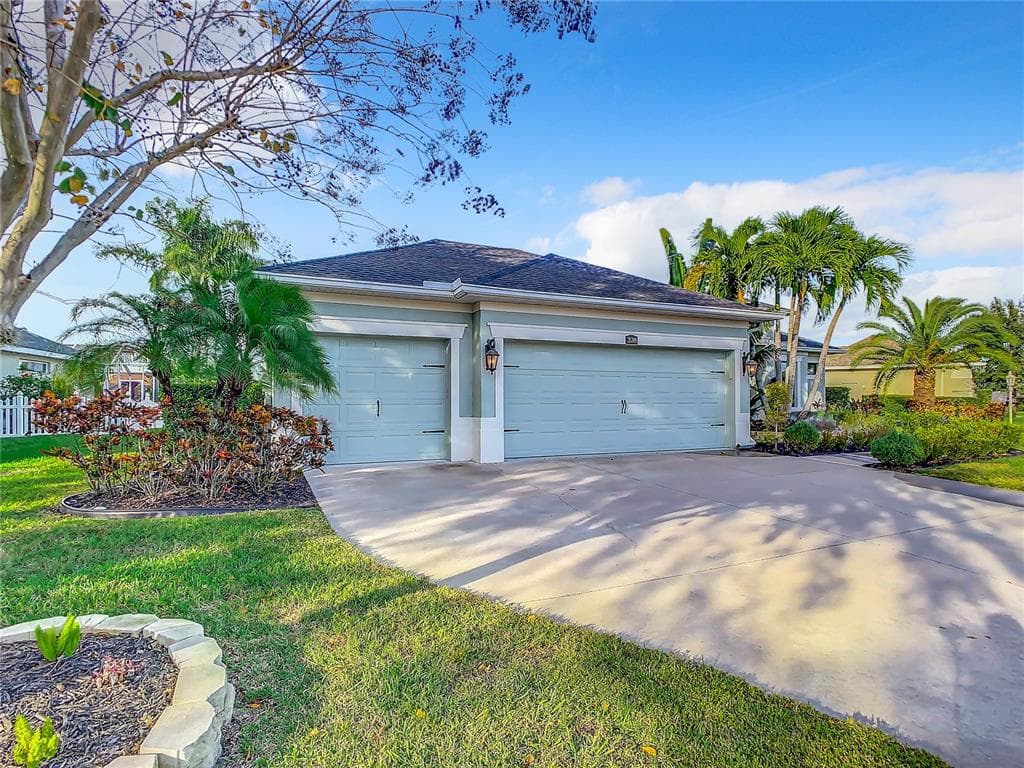 328 SNAPDRAGON LOOP BRADENTON, FL 34212