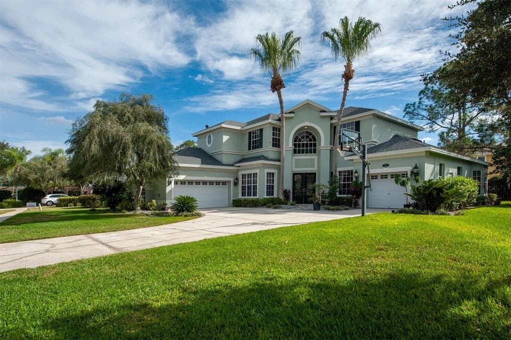 2106 HOUNDSTOOTH DRIVE TAMPA, FL 33618