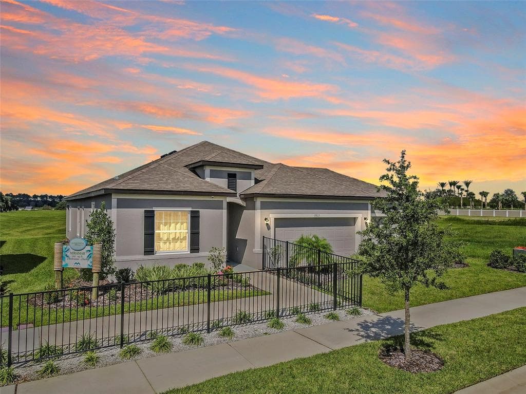 11822 JUNE BRIAR LOOP SAN ANTONIO, FL 33576