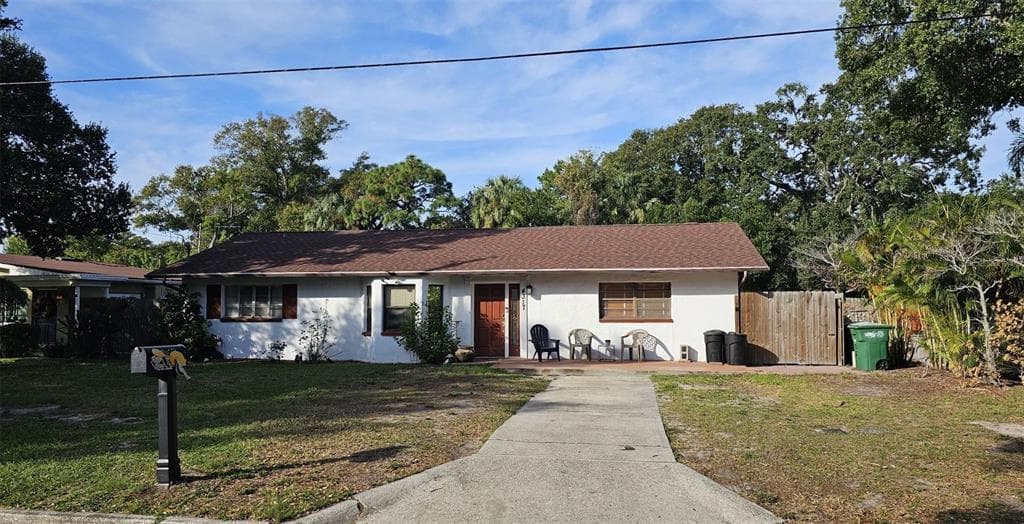 4317 S LOIS AVENUE TAMPA, FL 33611